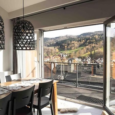 שצ'צ'ירק Ski & Bike Apartment מראה חיצוני תמונה